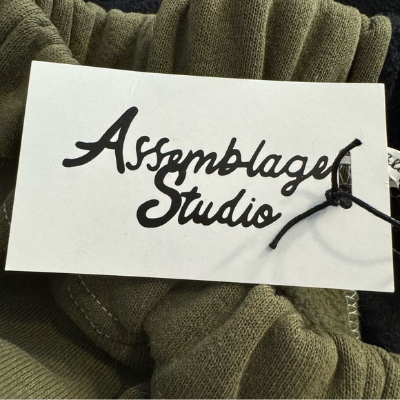 Upcycled Fleece Pants Measurements in pics - Picture 3 of 8